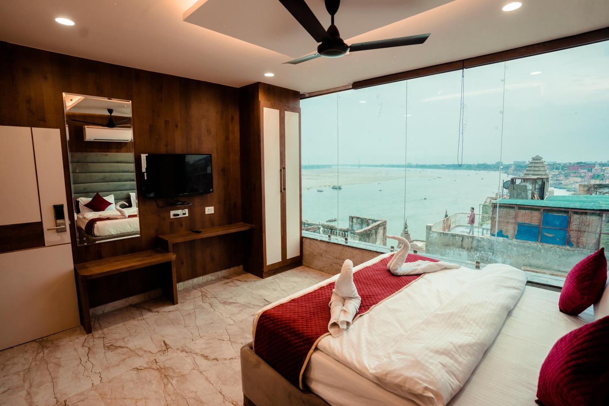 Hotel Jsr Ganga Varanasi Exterior photo